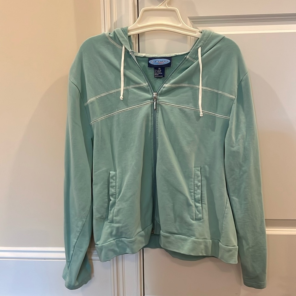 Active Hoodie Size XL
